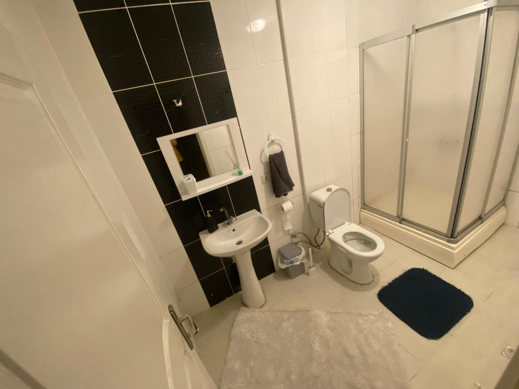 Spacious House Near The Airport Apartment Arnavutkoy Luaran gambar